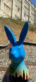 Hare statue | Smarter Travel Limited